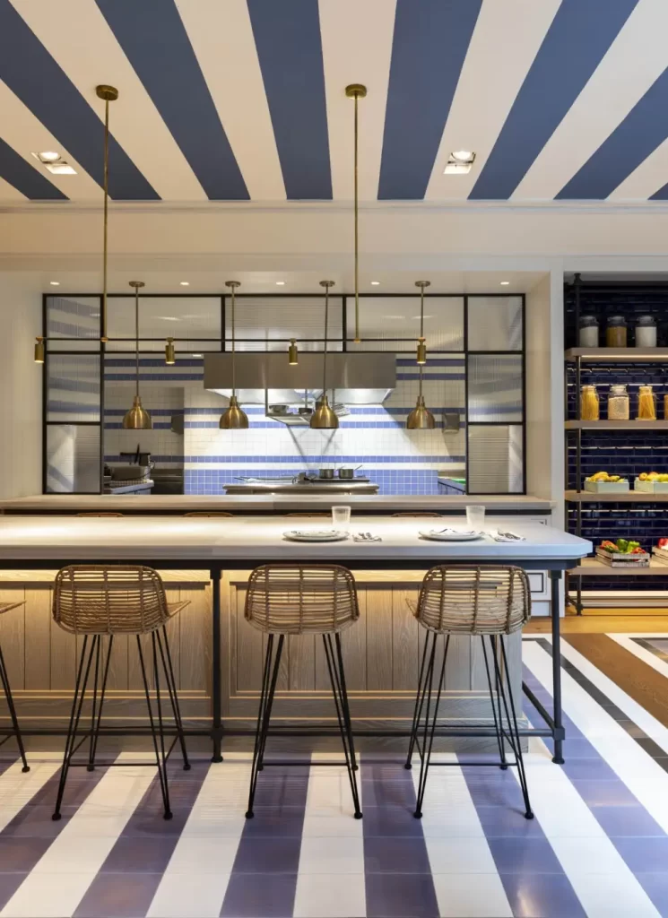 seventy-hotel-suelos-hidraulicos.webp