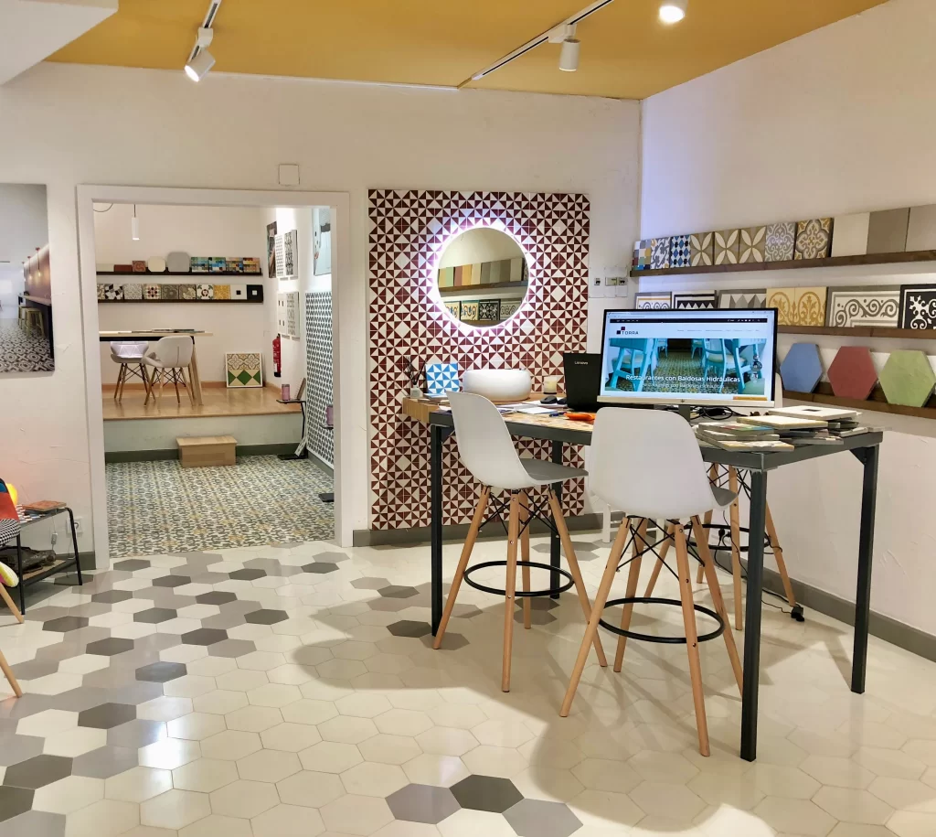 barcelona-suelos-hidraulicos-showroomjpg